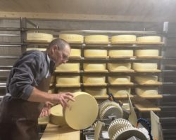 Bex : l’alpage d’Anzeindaz renoue avec la tradition fromagère après plus de 50 ans