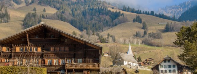 Rossinière est classé parmi les plus beaux Villages de Suisse